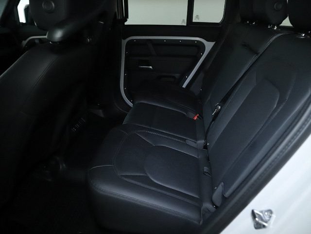 Used 2026 Land Rover Defender 110 S AWD/4WD image 27