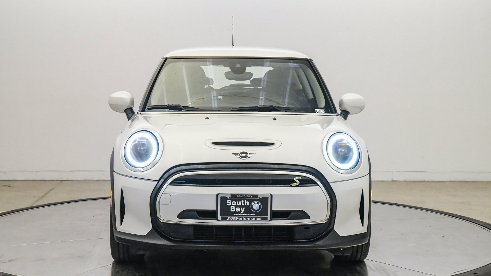 Certified 2024 MINI Cooper SE FWD image 7