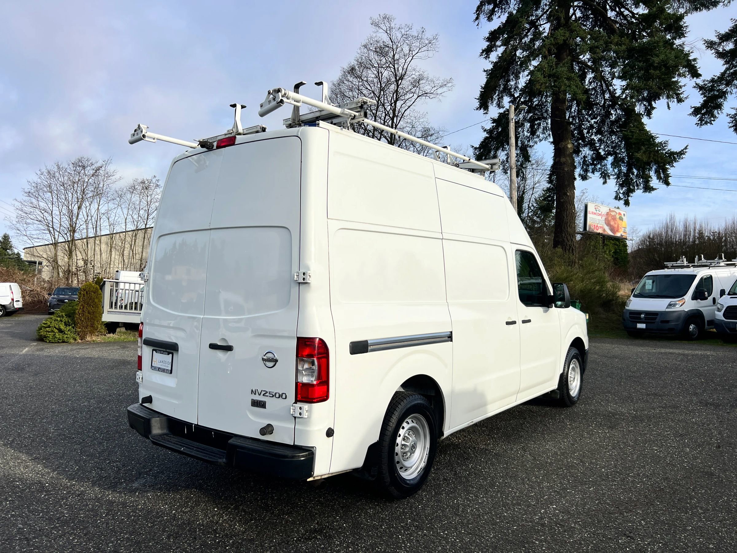 Used 2016 Nissan NV 2500 S w/ Power Package image 7