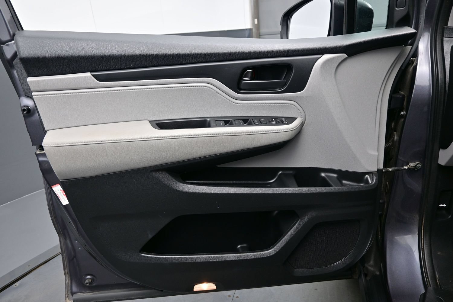 Used 2019 Honda Odyssey EX image 9