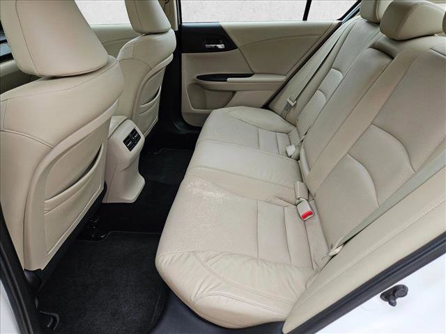 Used 2013 Honda Accord Touring image 18