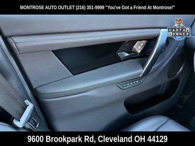 Used 2025 Land Rover Discovery Sport S image 32