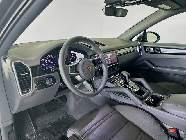 Used 2021 Porsche Cayenne Coupe AWD/4WD image 9