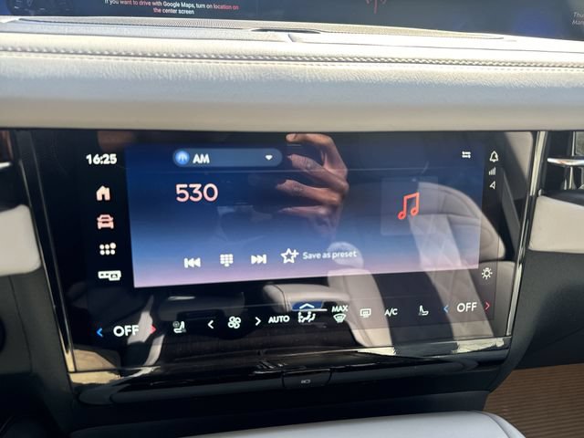 New 2026 Lincoln Navigator Black Label AWD/4WD image 16