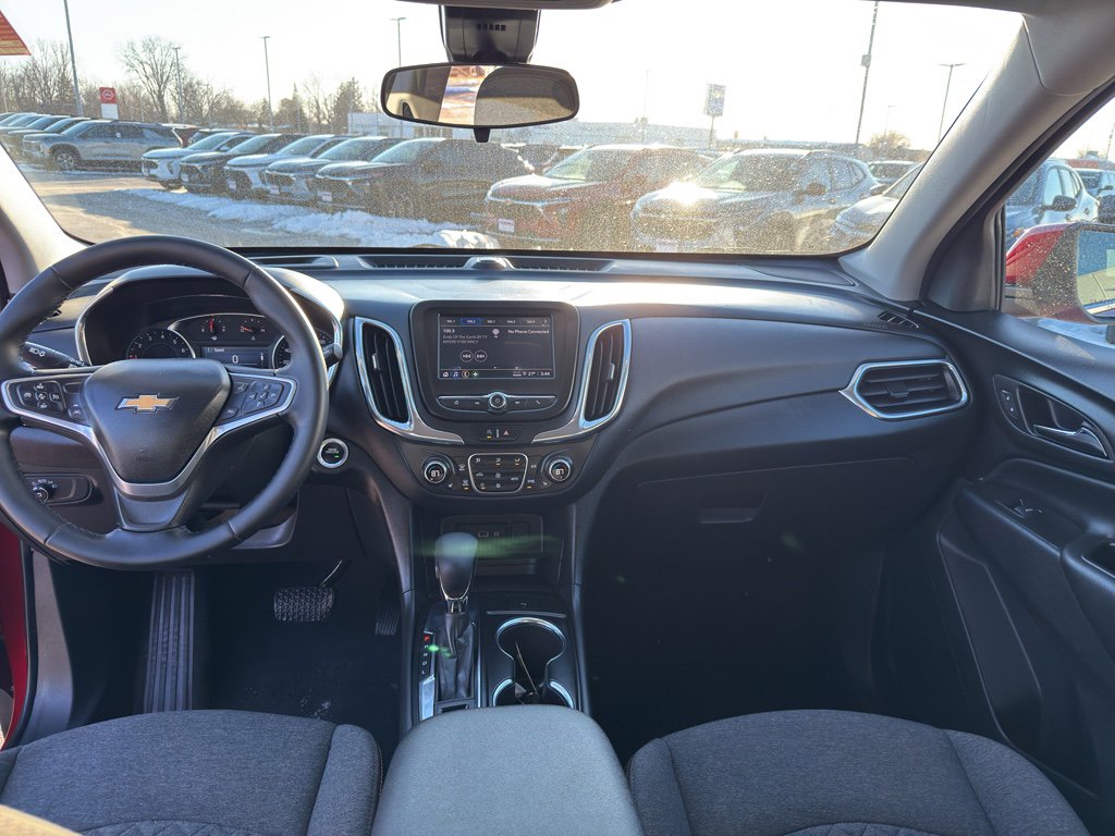 Used 2023 Chevrolet Equinox LT image 28