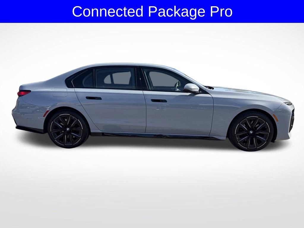 Used 2024 BMW 740i RWD image 6
