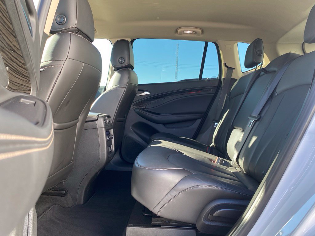 Used 2018 Buick Envision Essence FWD image 30
