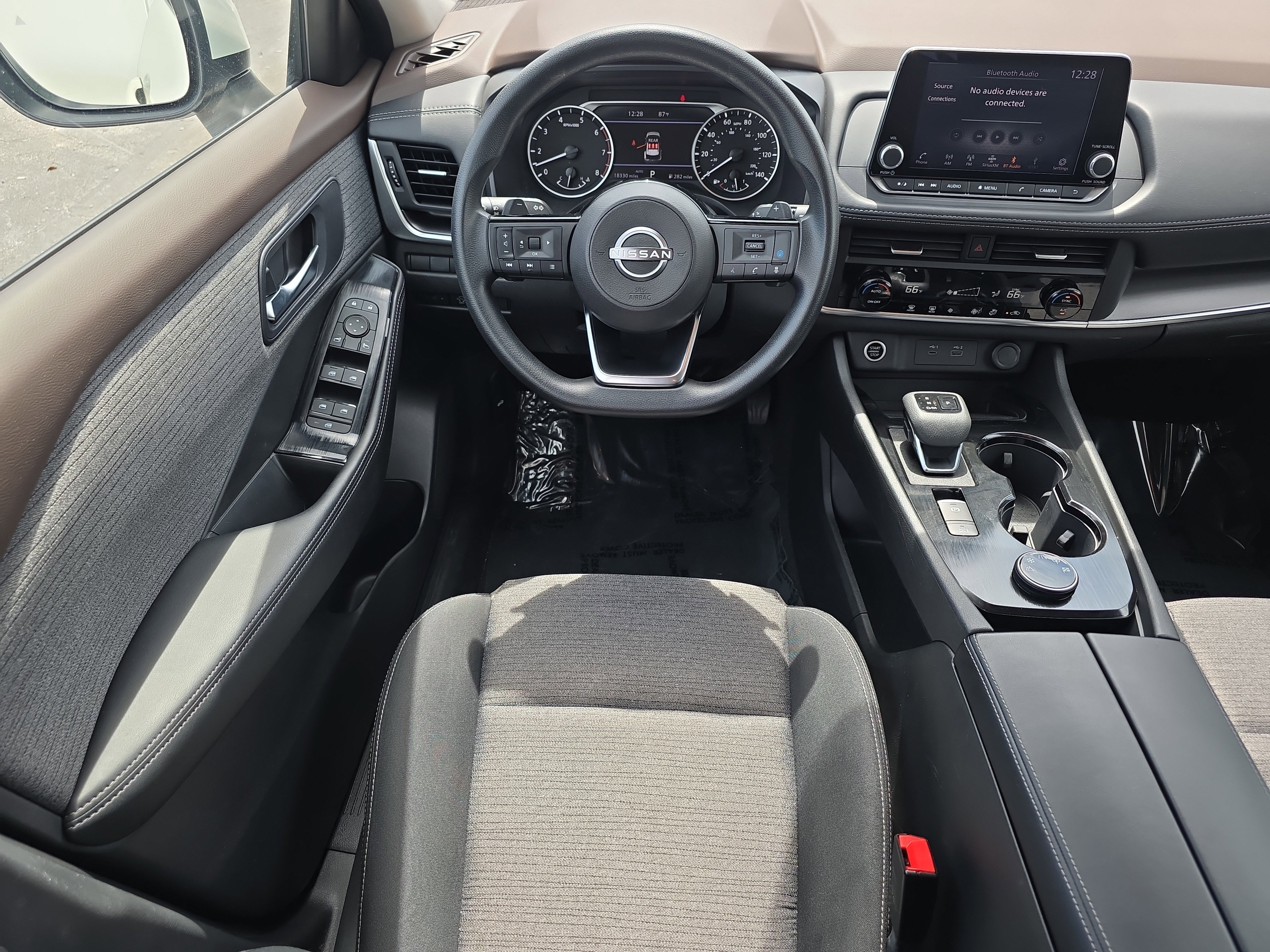 Used 2023 Nissan Rogue SV image 19