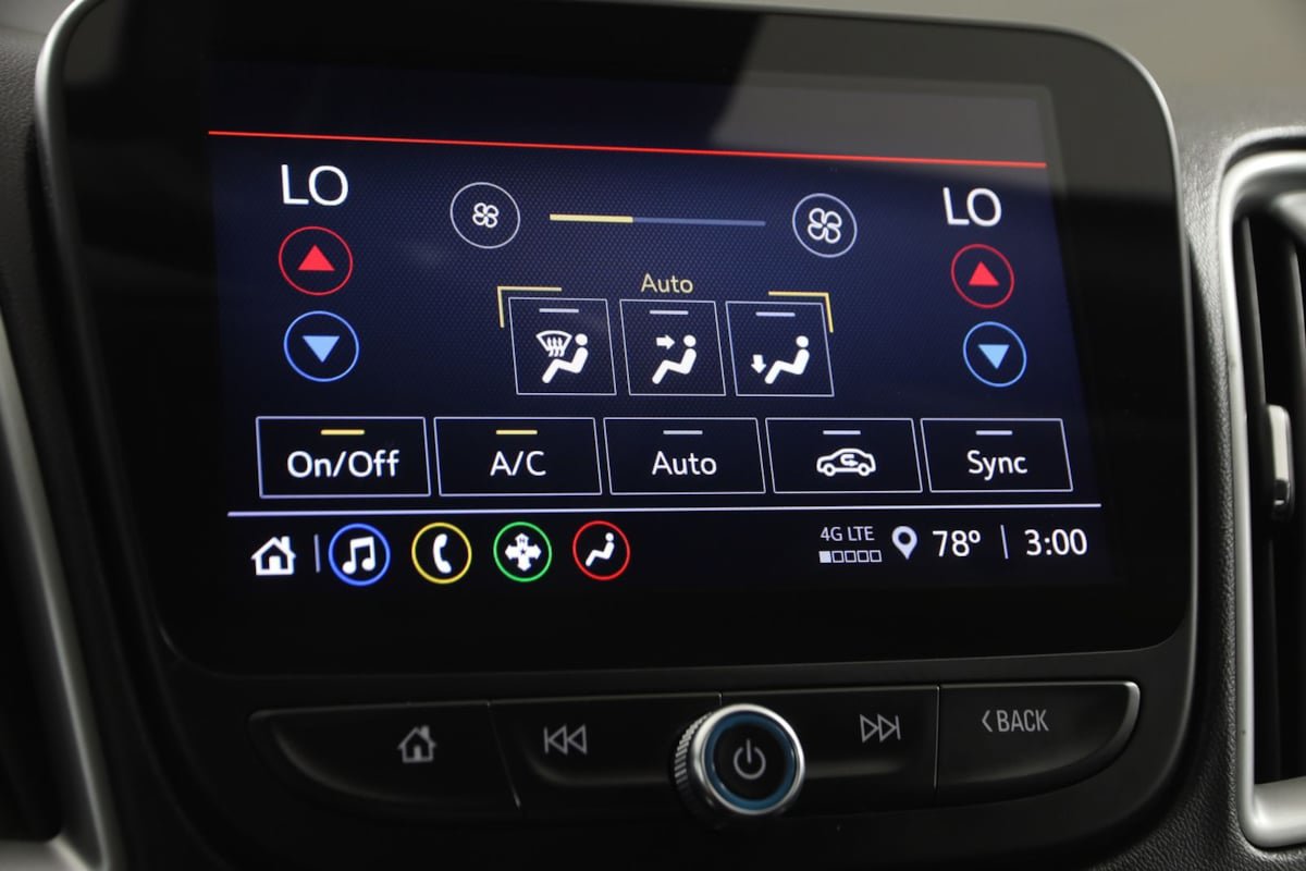 Used 2024 Chevrolet Malibu LT FWD image 29