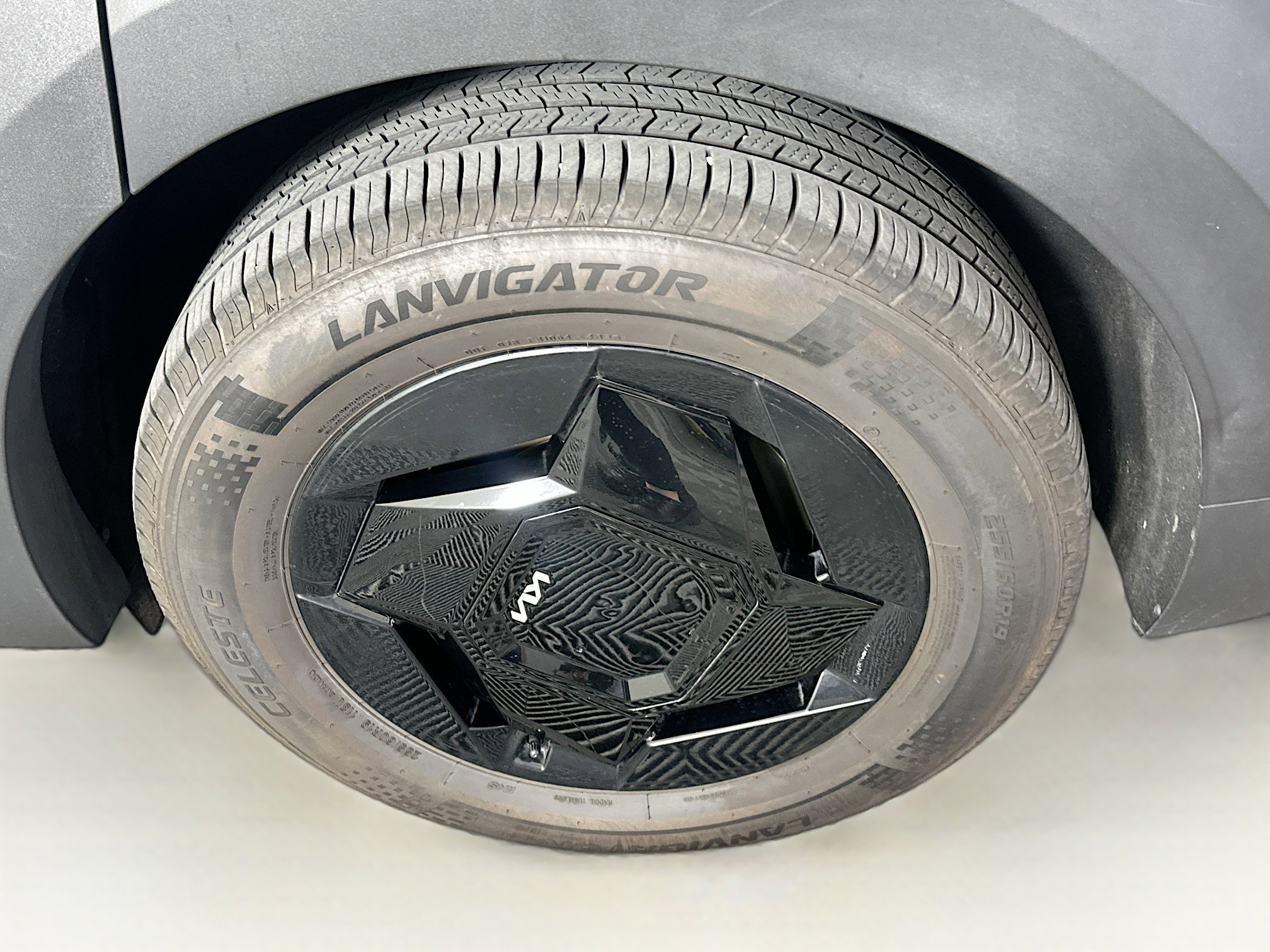 Used 2024 Kia EV9 Light RWD image 11