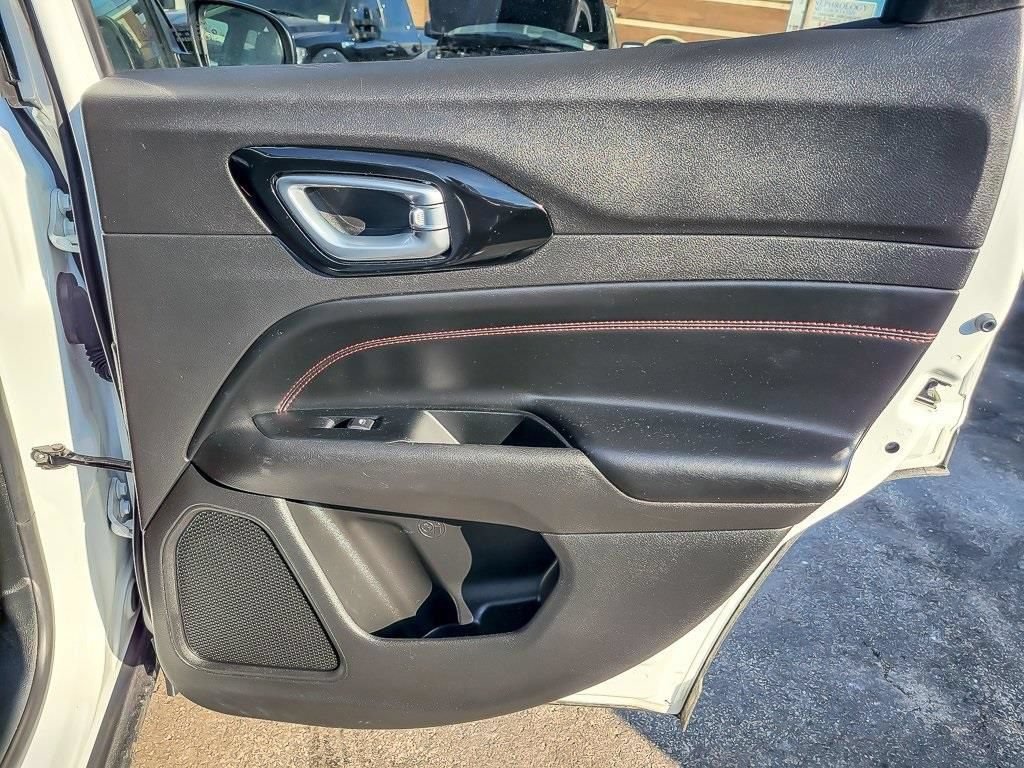 Certified 2022 Jeep Compass Trailhawk AWD/4WD image 21