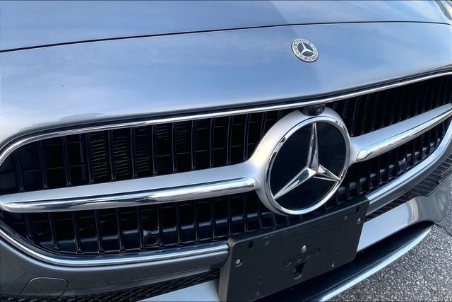 Used 2025 Mercedes-Benz C 300 4MATIC Sedan image 27