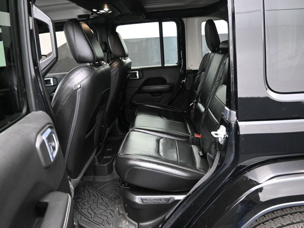 Used 2021 Jeep Wrangler Unlimited Sahara image 29