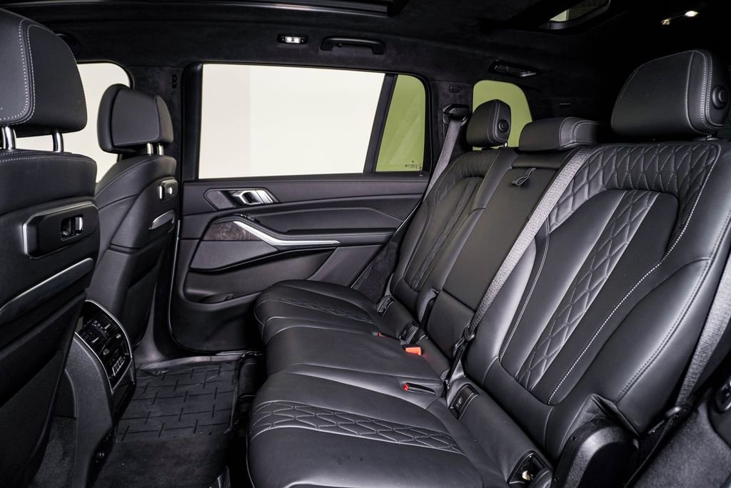 Used 2024 BMW X7 M60i w/ Executive Package image 16