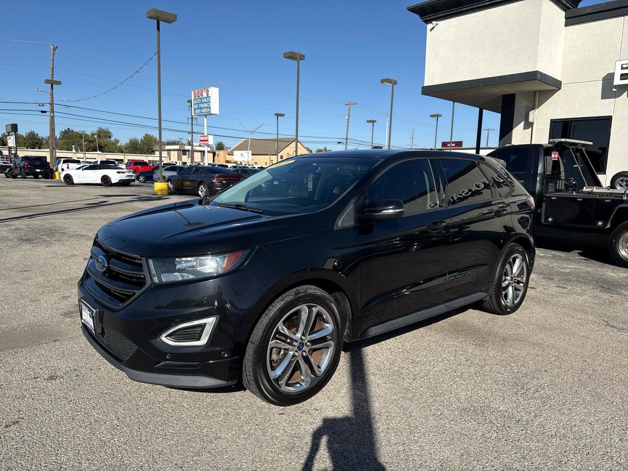 Used 2015 Ford Edge Sport w/ Equipment Group 401A FWD image 2