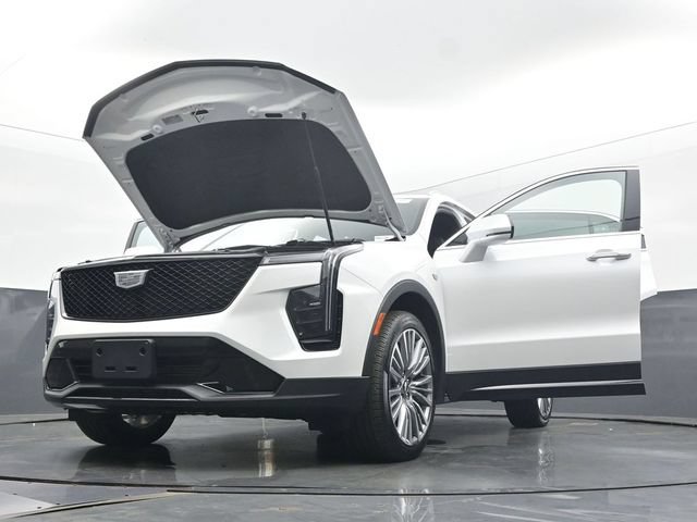 Certified 2024 Cadillac XT4 Premium Luxury AWD/4WD image 59