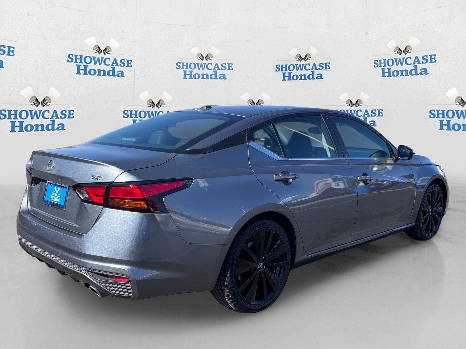 Used 2021 Nissan Altima 2.5 SR FWD image 8