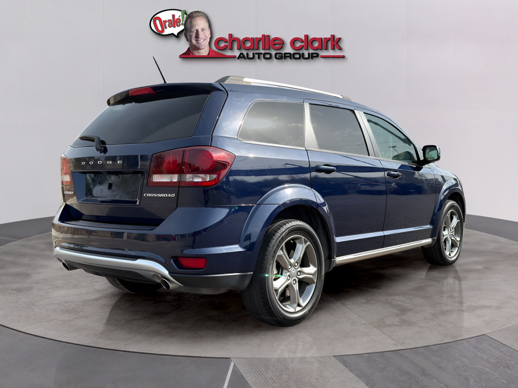 Used 2017 Dodge Journey Crossroad FWD image 5