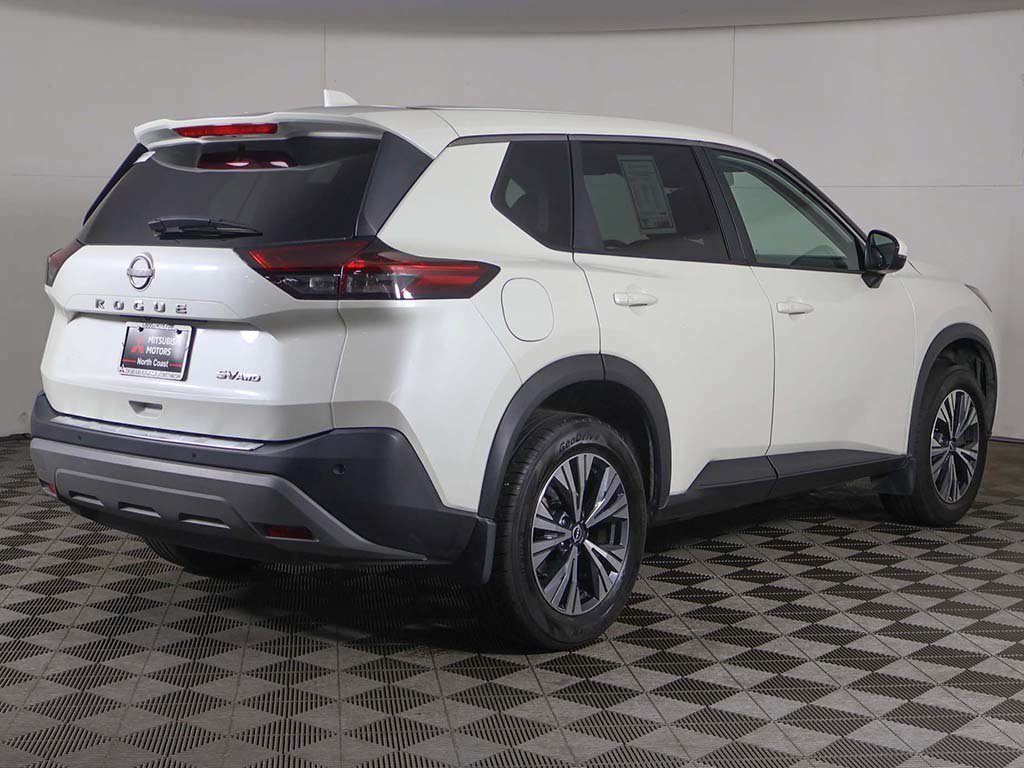 Used 2022 Nissan Rogue SV AWD/4WD image 8