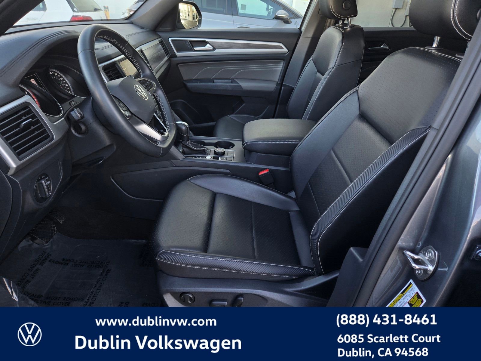 Certified 2021 Volkswagen Atlas Cross Sport SE w/ Panoramic Sunroof Package image 17