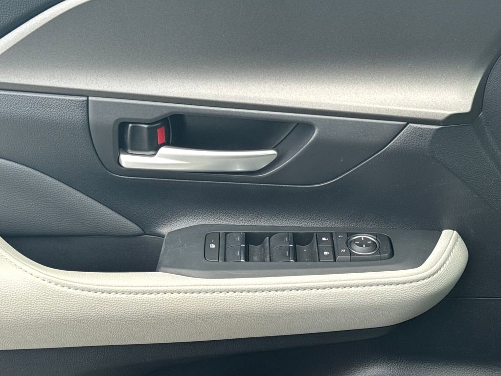 Used 2026 Toyota Grand Highlander XLE image 37