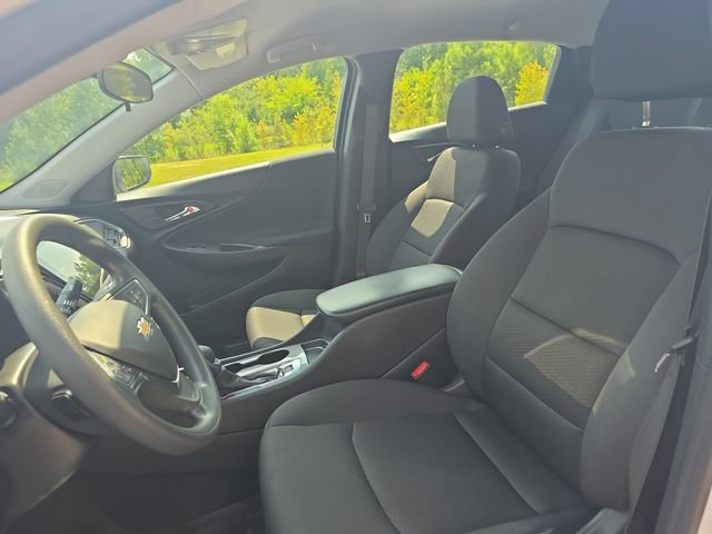 Used 2024 Chevrolet Malibu LS w/ Driver Confidence Package FWD image 15