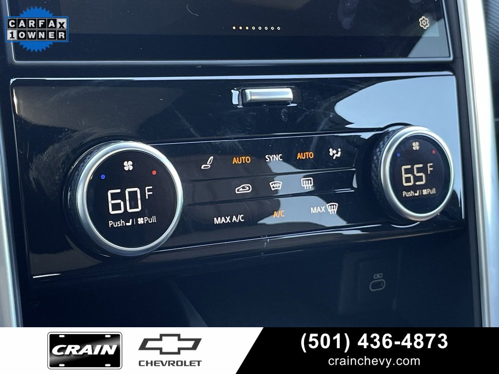 Used 2024 Land Rover Discovery Dynamic SE image 23