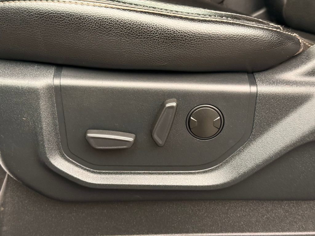 Used 2021 Ford F350 Lariat w/ Lariat Value Package image 15