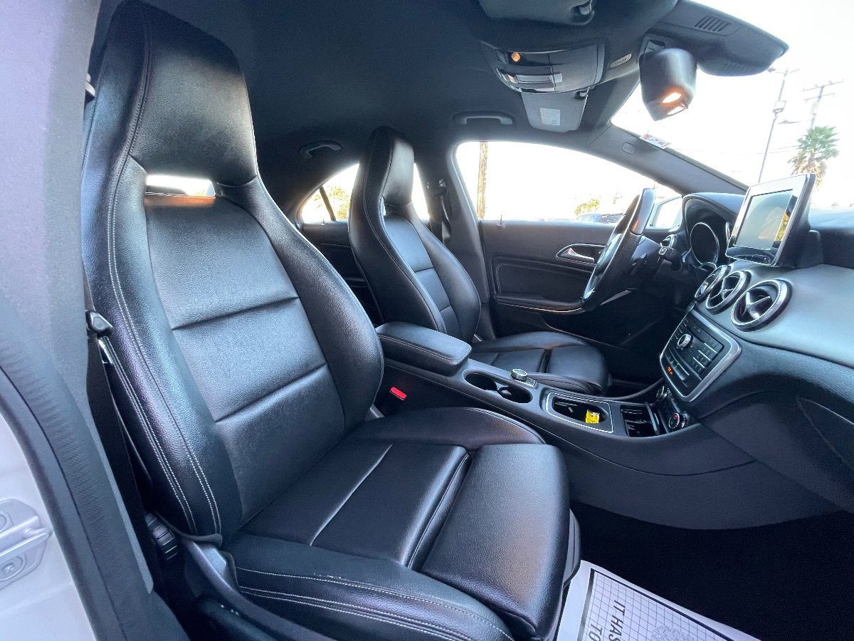 Used 2016 Mercedes-Benz CLA 250 image 13