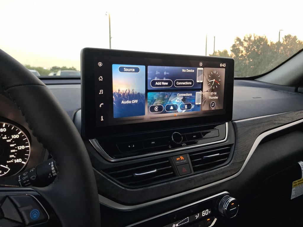 New 2026 Nissan Altima 2.5 SV w/ SV Premium Package FWD image 9