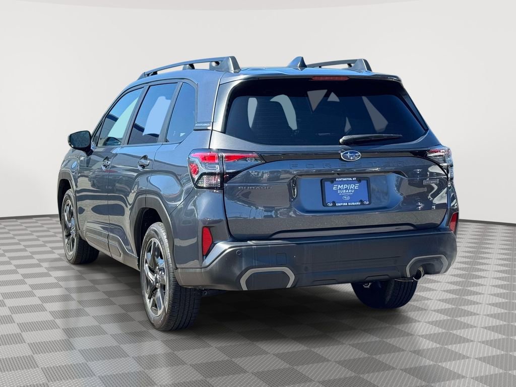 Used 2025 Subaru Forester Limited image 5