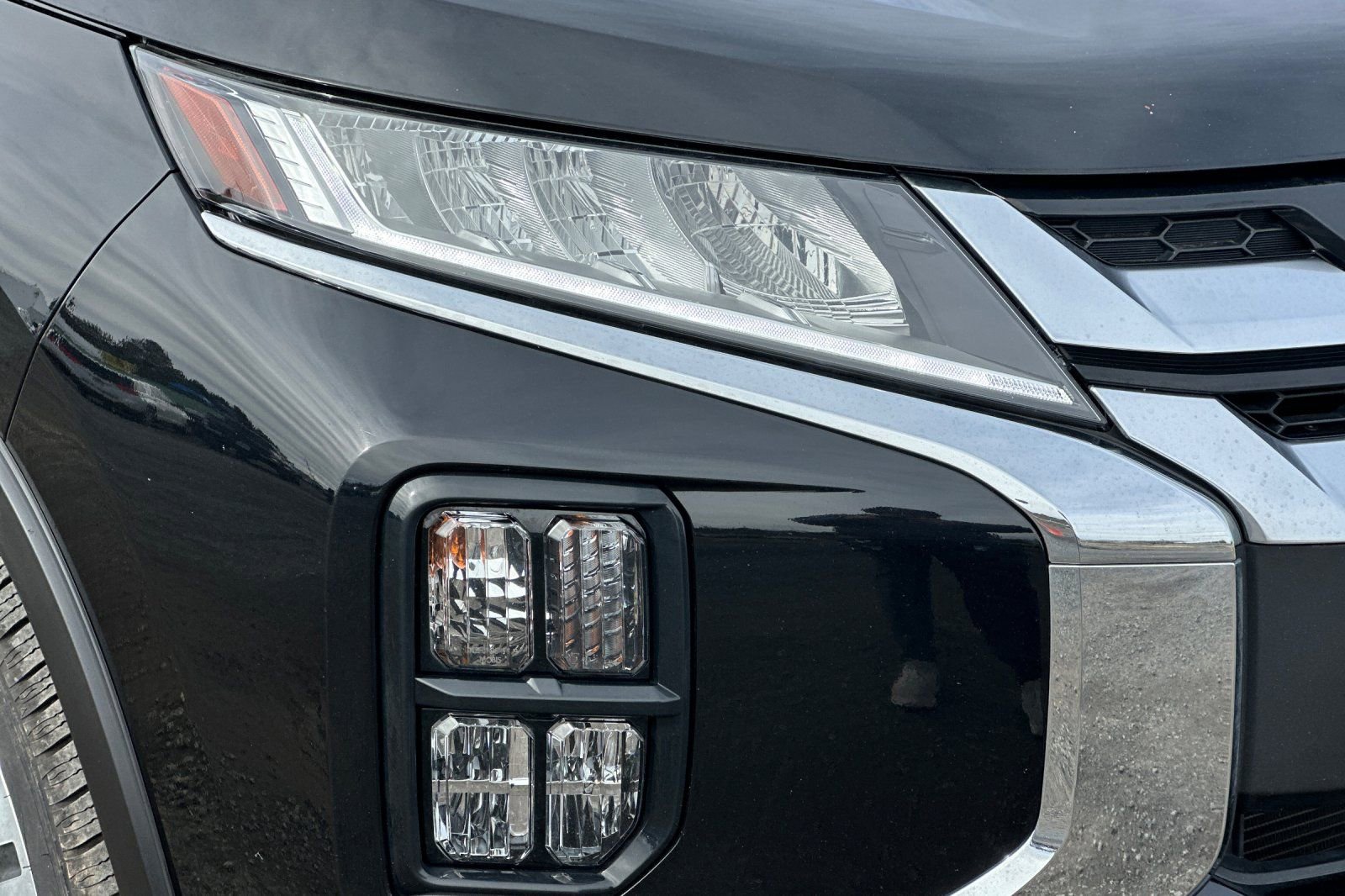 Used 2024 Mitsubishi Outlander Sport SE image 40