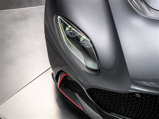 Used 2023 Aston Martin DBS Coupe image 27