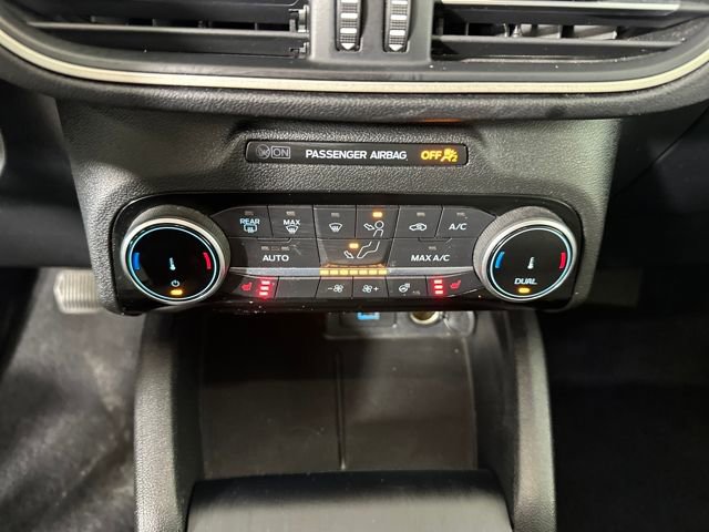 Used 2022 Ford Escape SE w/ Cold Weather Package image 23