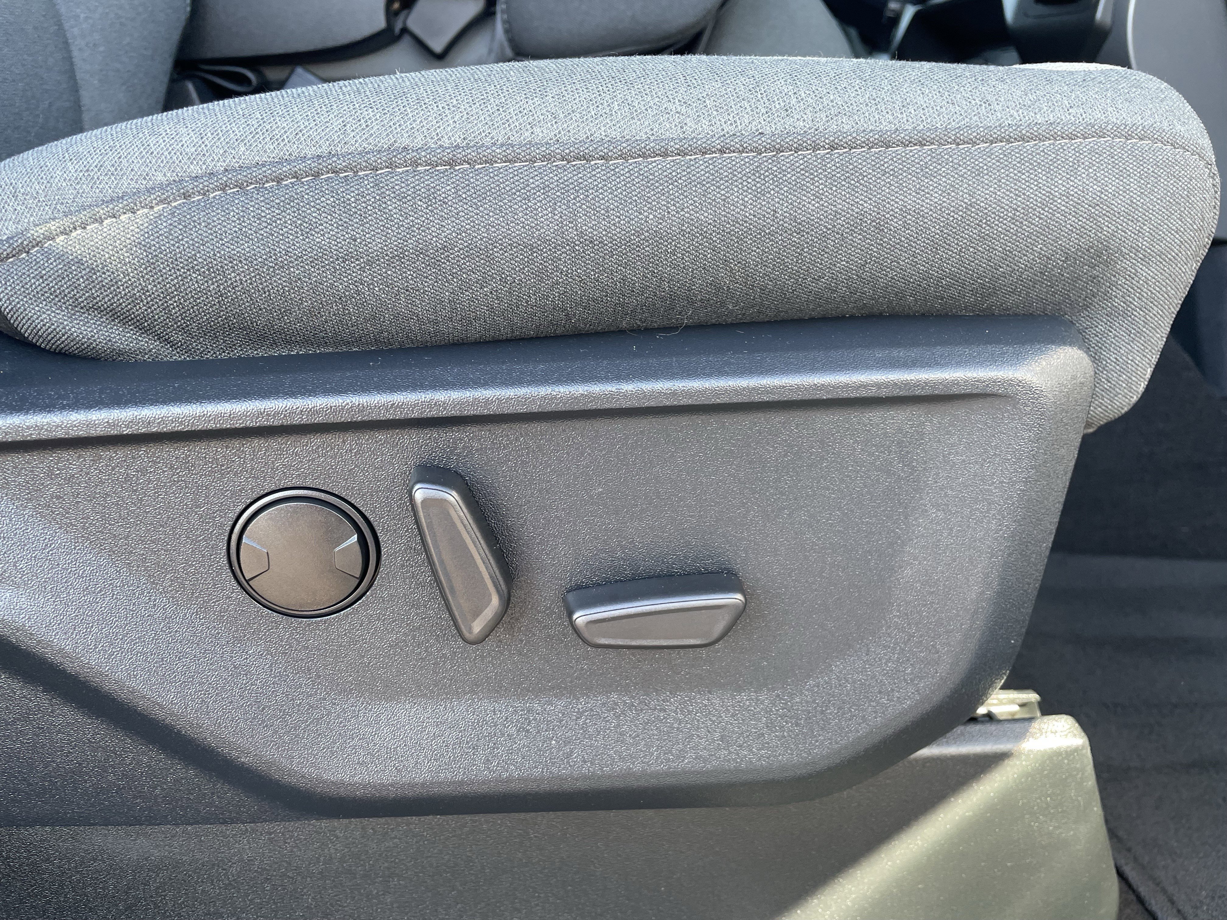 Used 2022 Ford F150 XLT w/ Equipment Group 302A High image 38