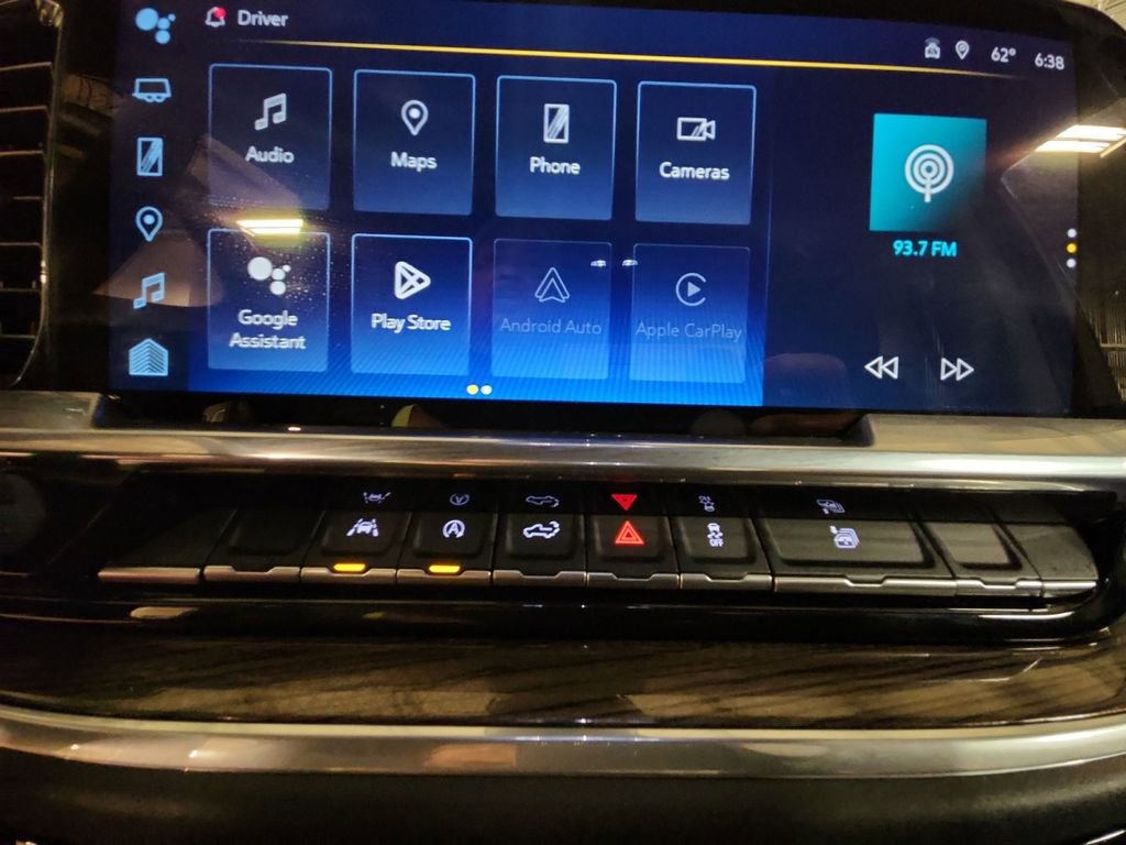 Certified 2025 Chevrolet Silverado 1500 LT AWD/4WD image 17