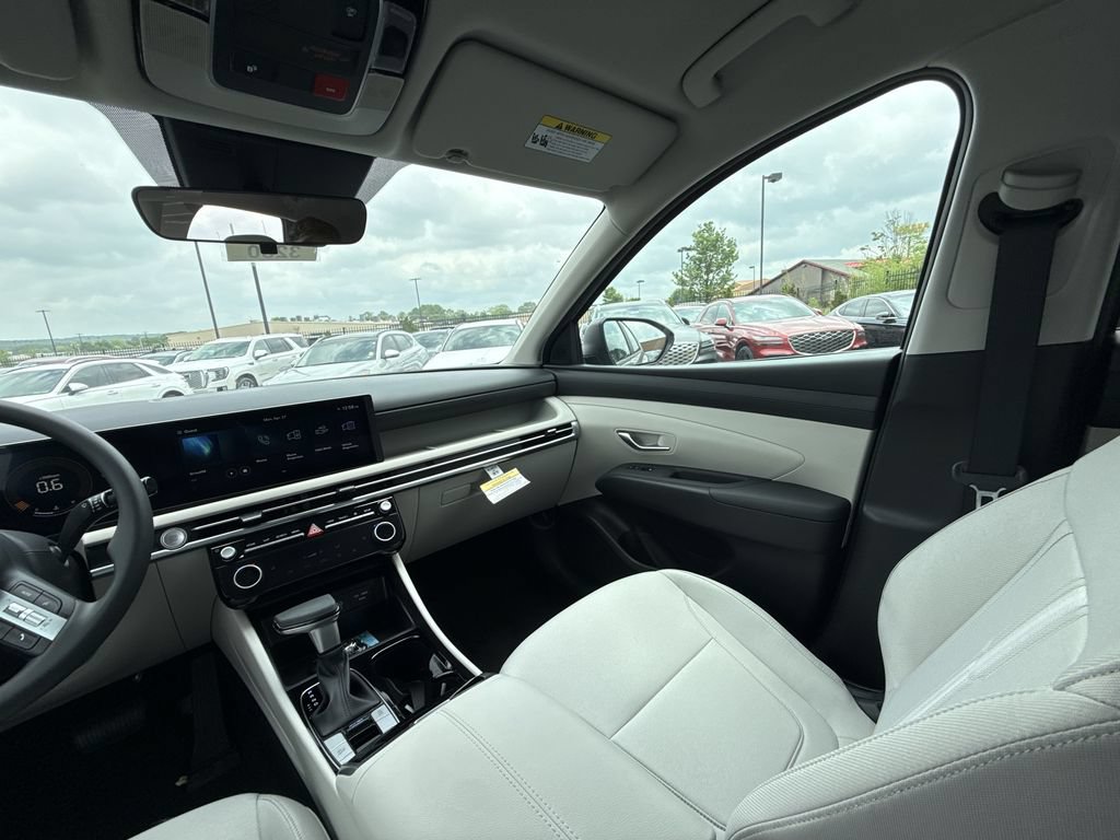 New 2026 Hyundai Tucson SEL FWD image 11