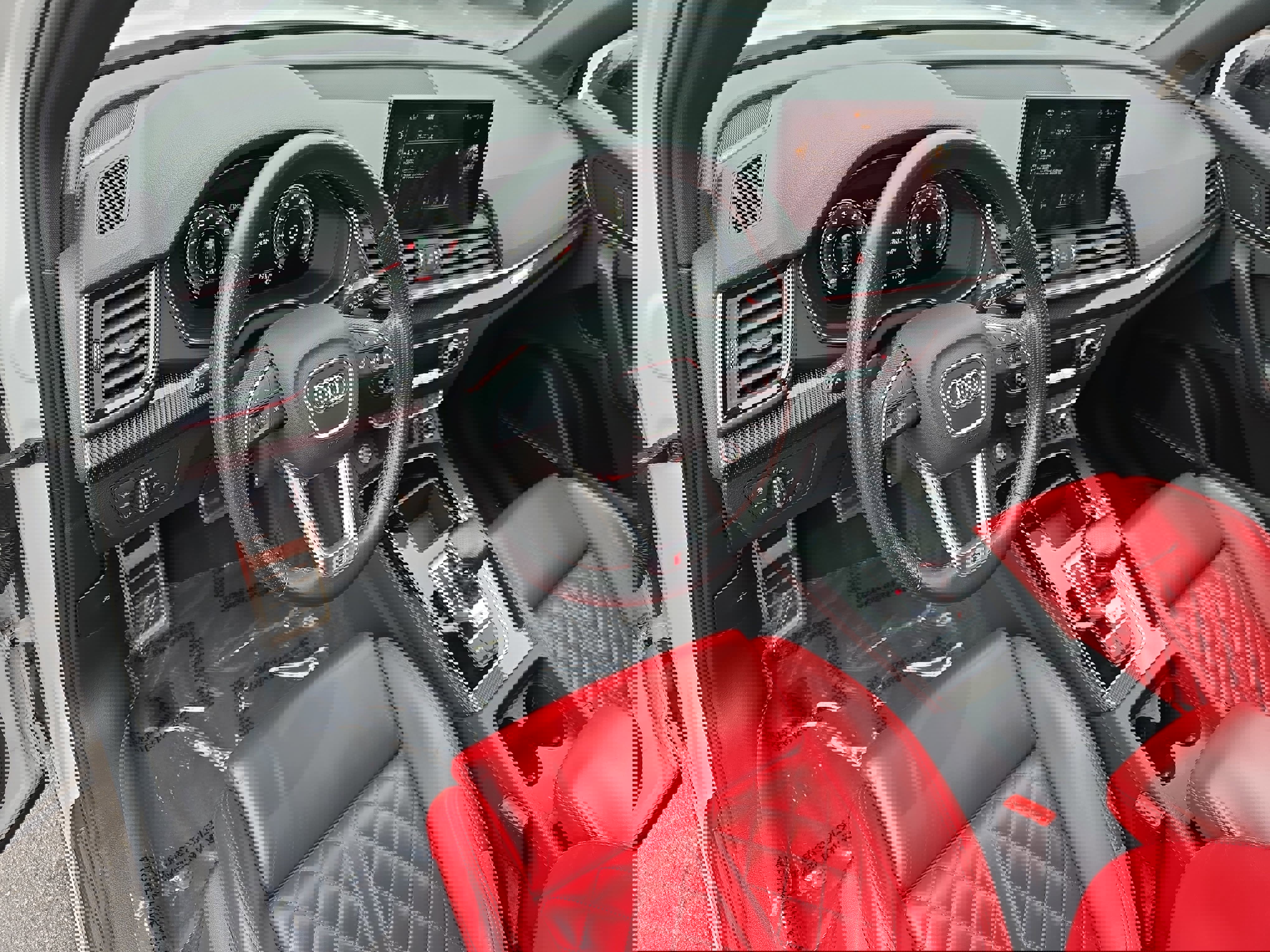 Used 2023 Audi SQ5 Premium Plus w/ Premium Plus Package image 16