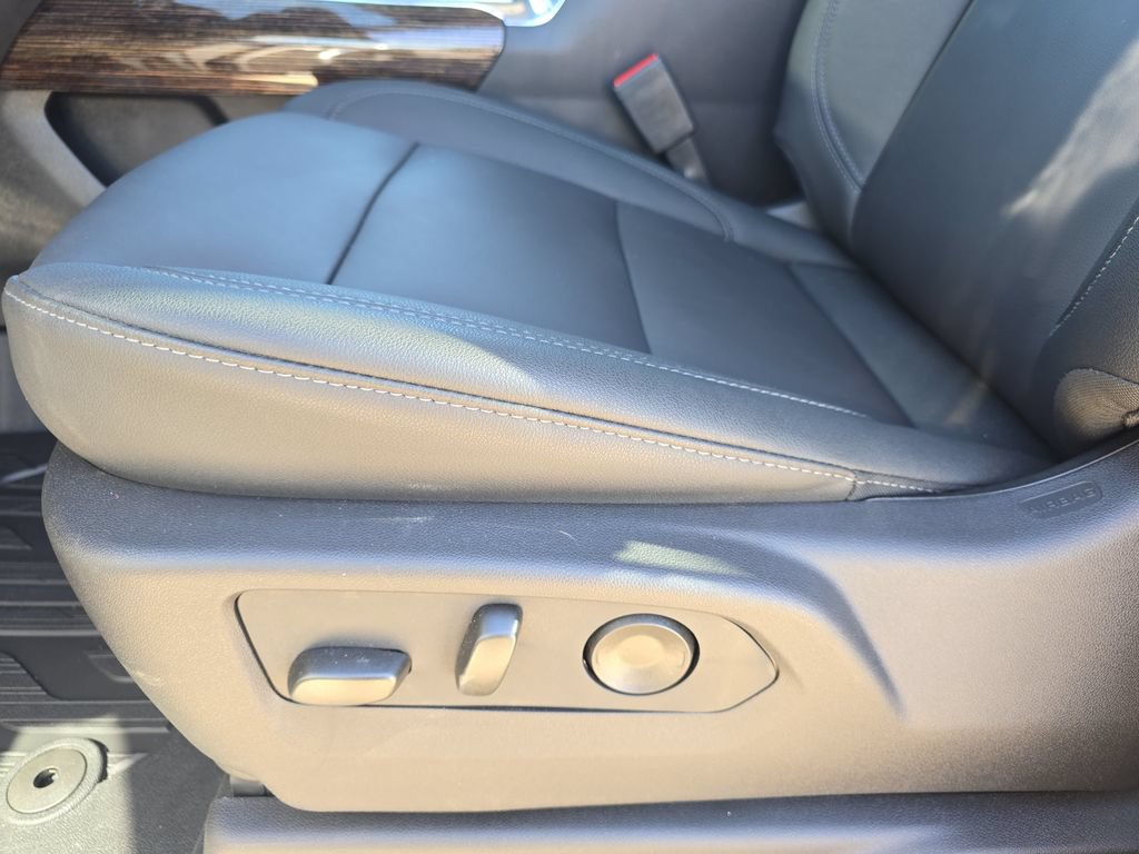New 2026 GMC Sierra 1500 Elevation w/ Elevation Premium Package AWD/4WD image 29