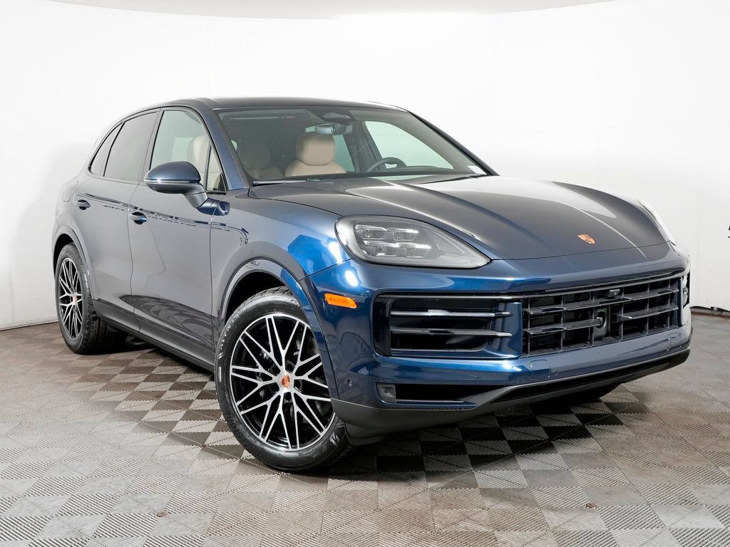 Used 2026 Porsche Cayenne AWD/4WD image 9