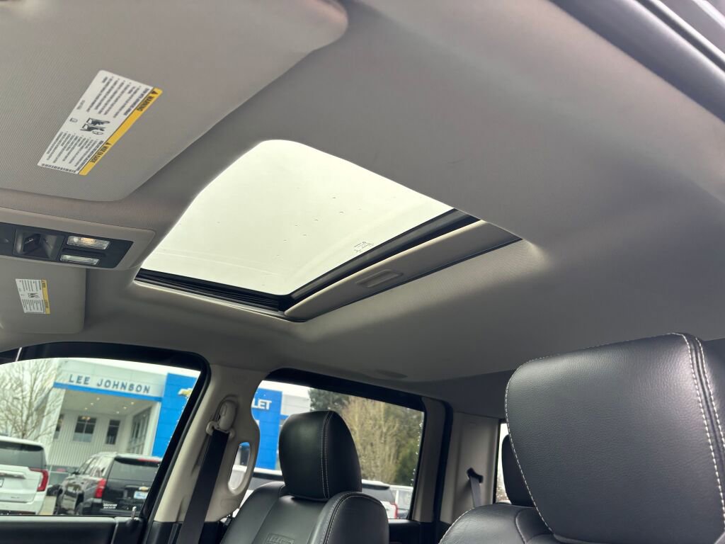 Used 2014 RAM 1500 Laramie w/ Convenience Group image 15