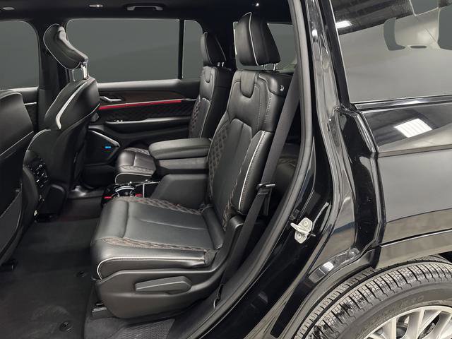 Used 2024 Jeep Grand Cherokee L Summit image 33