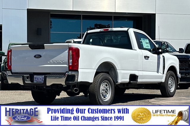 Used 2025 Ford F250 XL w/ XL Chrome Package image 4