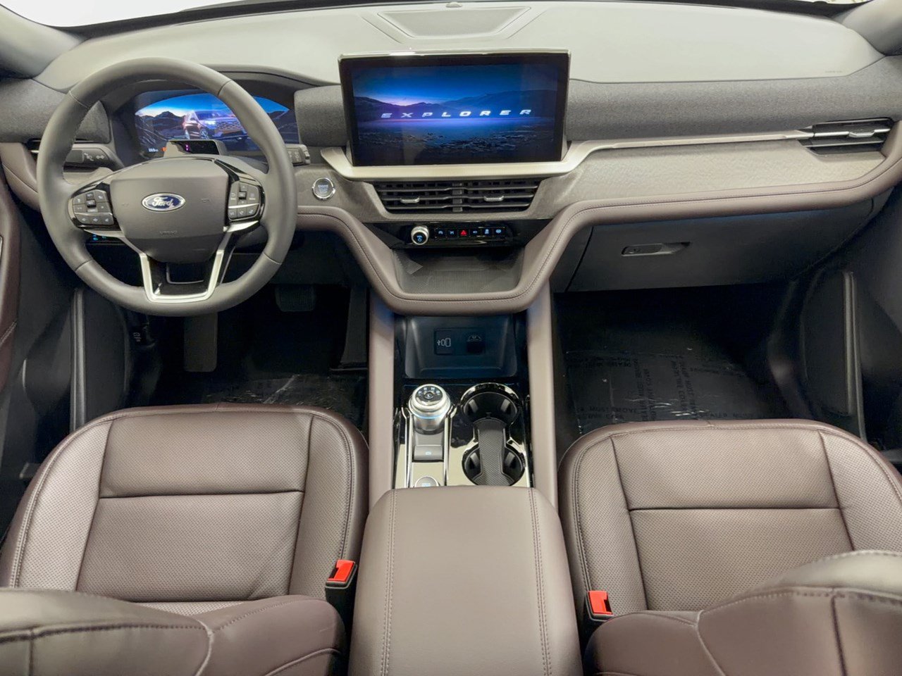 New 2026 Ford Explorer Platinum w/ LUX Leather Package AWD/4WD image 17