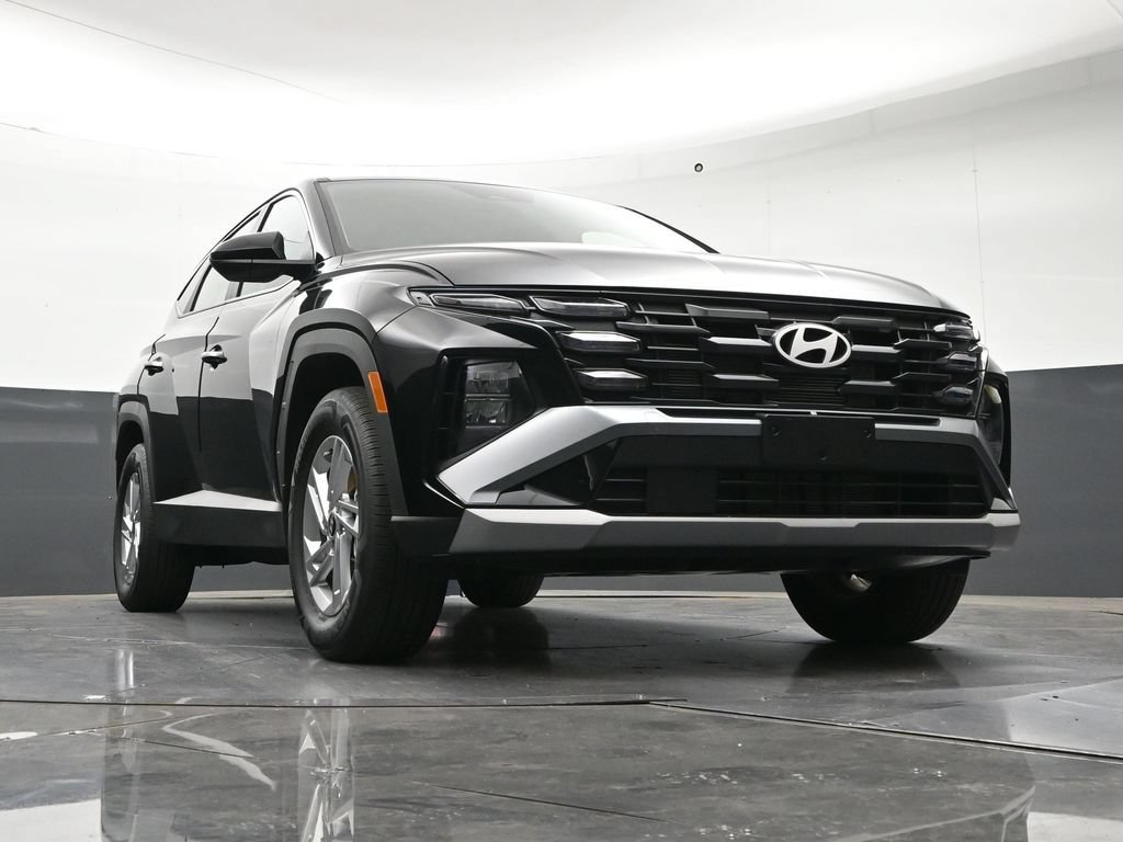 Used 2025 Hyundai Tucson SE AWD/4WD image 30