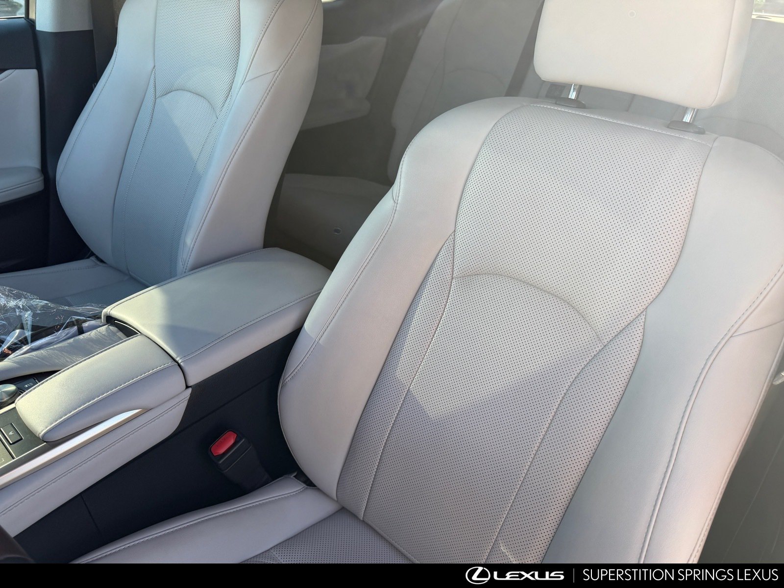 Used 2020 Lexus RX 450h AWD w/ Premium Package image 13