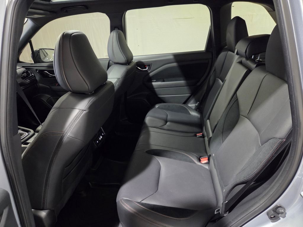 Used 2025 Subaru Forester Touring w/ Popular Package - Touring image 9