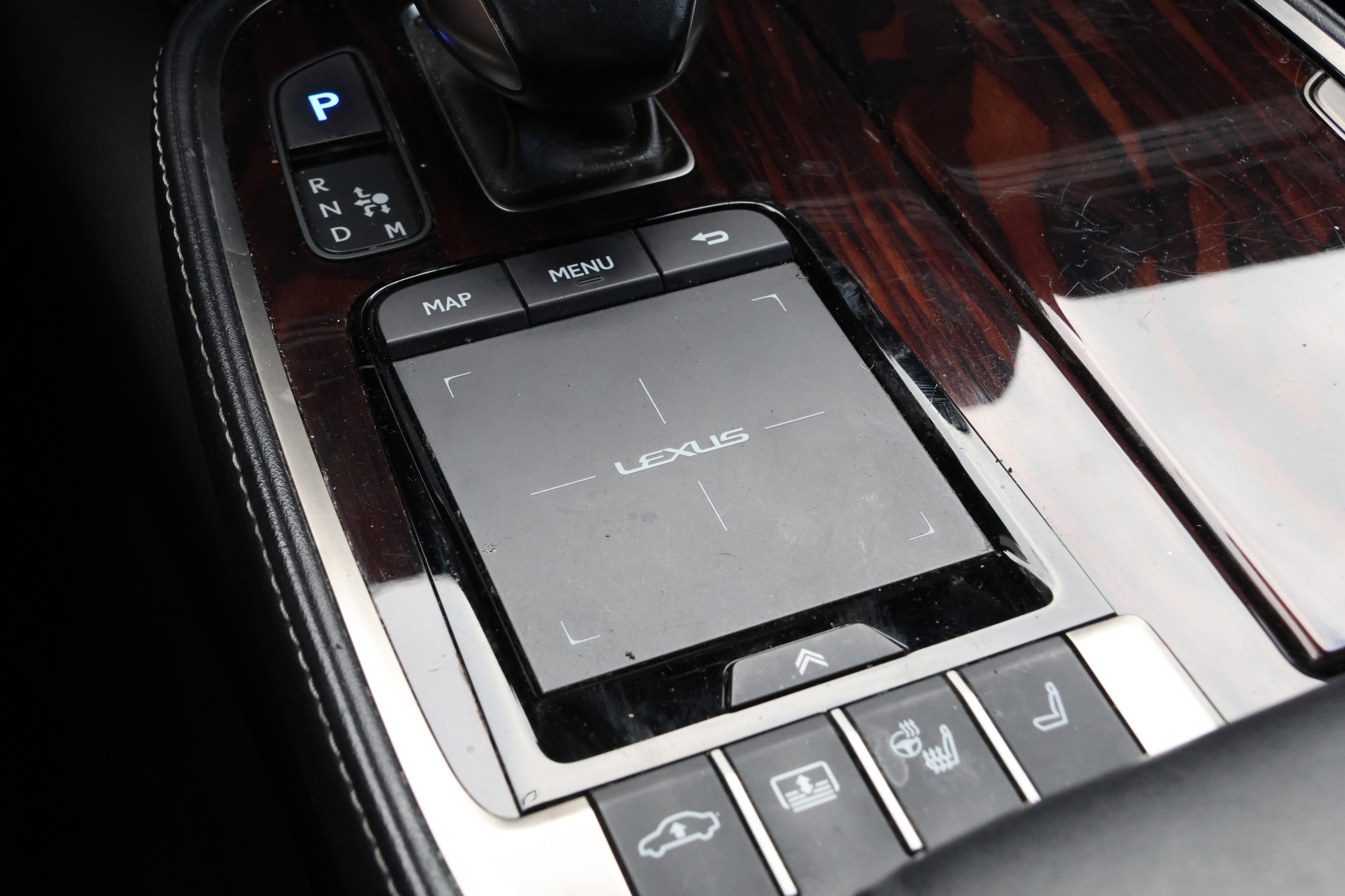 Used 2021 Lexus LS 500 w/ Interior Upgrade Package RWD image 24