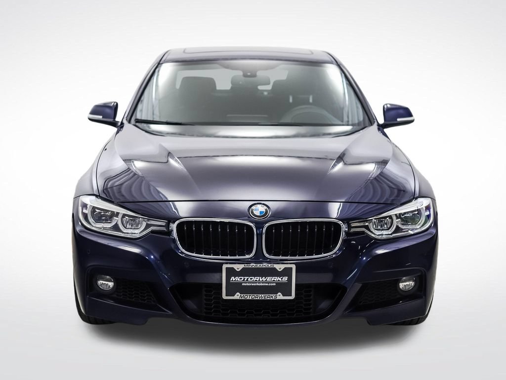 Used 2018 BMW 340i xDrive Sedan AWD/4WD image 8