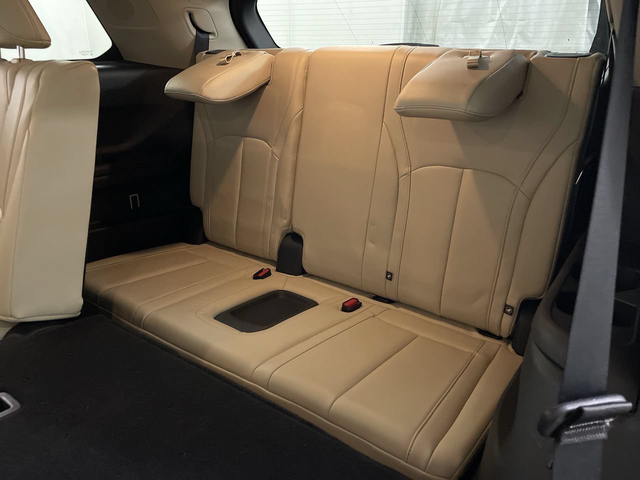 Used 2023 INFINITI QX60 Luxe w/ Cargo Package AWD/4WD image 23